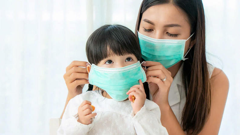 Mới khỏi cúm có cần tiêm vaccine nữa không?