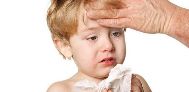 Xuất hiện bệnh viêm đường hô hấp ở trẻ khi giao mùa