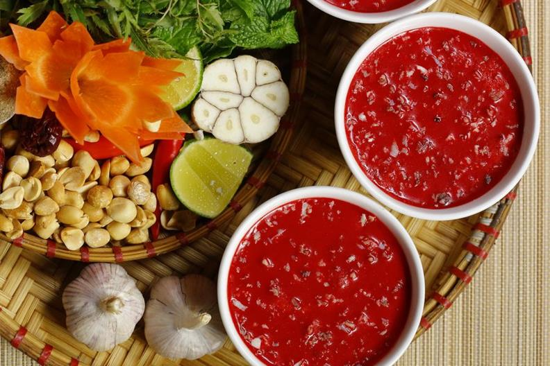 Những Mối Hiểm Họa Khi Ăn Tiết Canh Mà Bạn Không Ngờ Tới