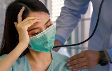 Ngã ngửa vì thành F0 lần 3: "Tôi tưởng Covid-19 đã biến mất"