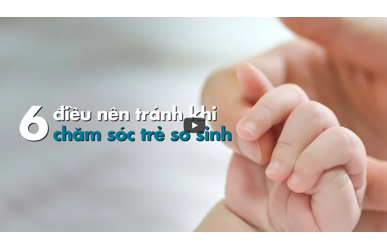 6 điều NÊN TRÁNH khi chăm sóc trẻ sơ sinh